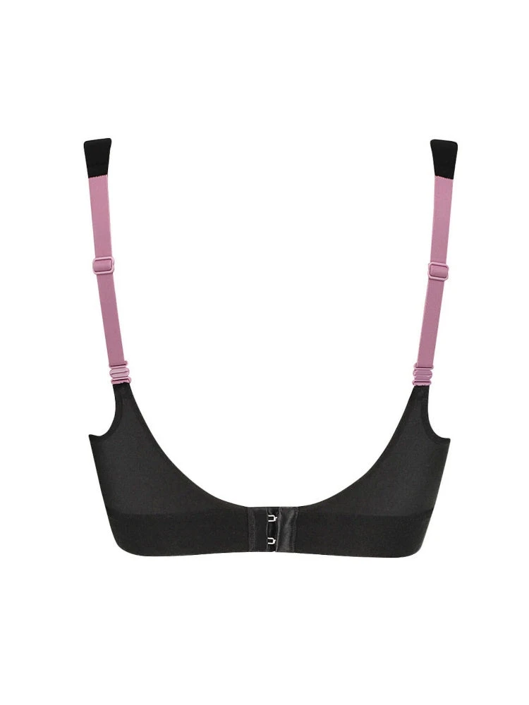 Triumph Triaction Extreme Lite Sports Bra - Black 7 Triumph Triaction Extreme Lite Sports Bra - Black - Image 7